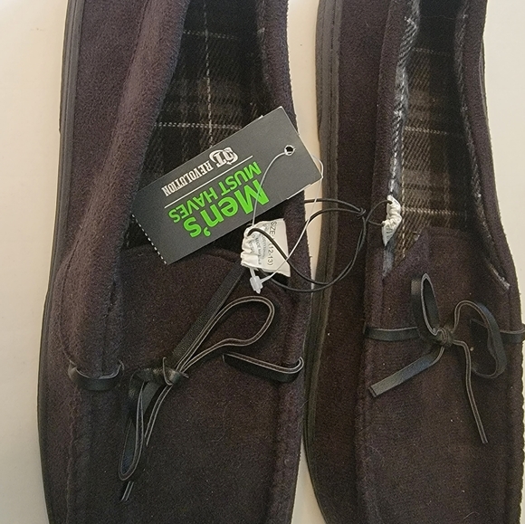 OT Revolution Men's Moccasin Style Slippers - Picture 1 of 4